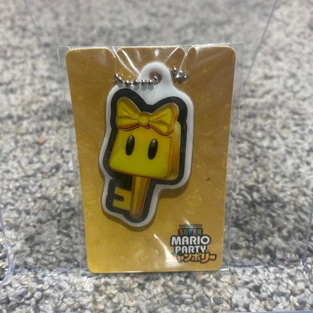 Nintendo Super Mario Party Jamboree Key Keychain 7-11 Promo Yellow Multi NEW